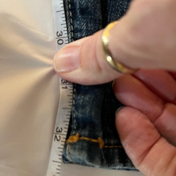 American Eagle Jeans - Picture 10 of 10